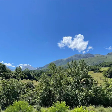 La Casina Del Arroyo * Poo (Cabrales)